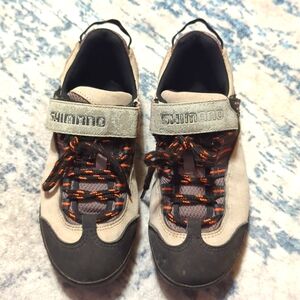 Shimano cycling shoes, women sz 6, brown